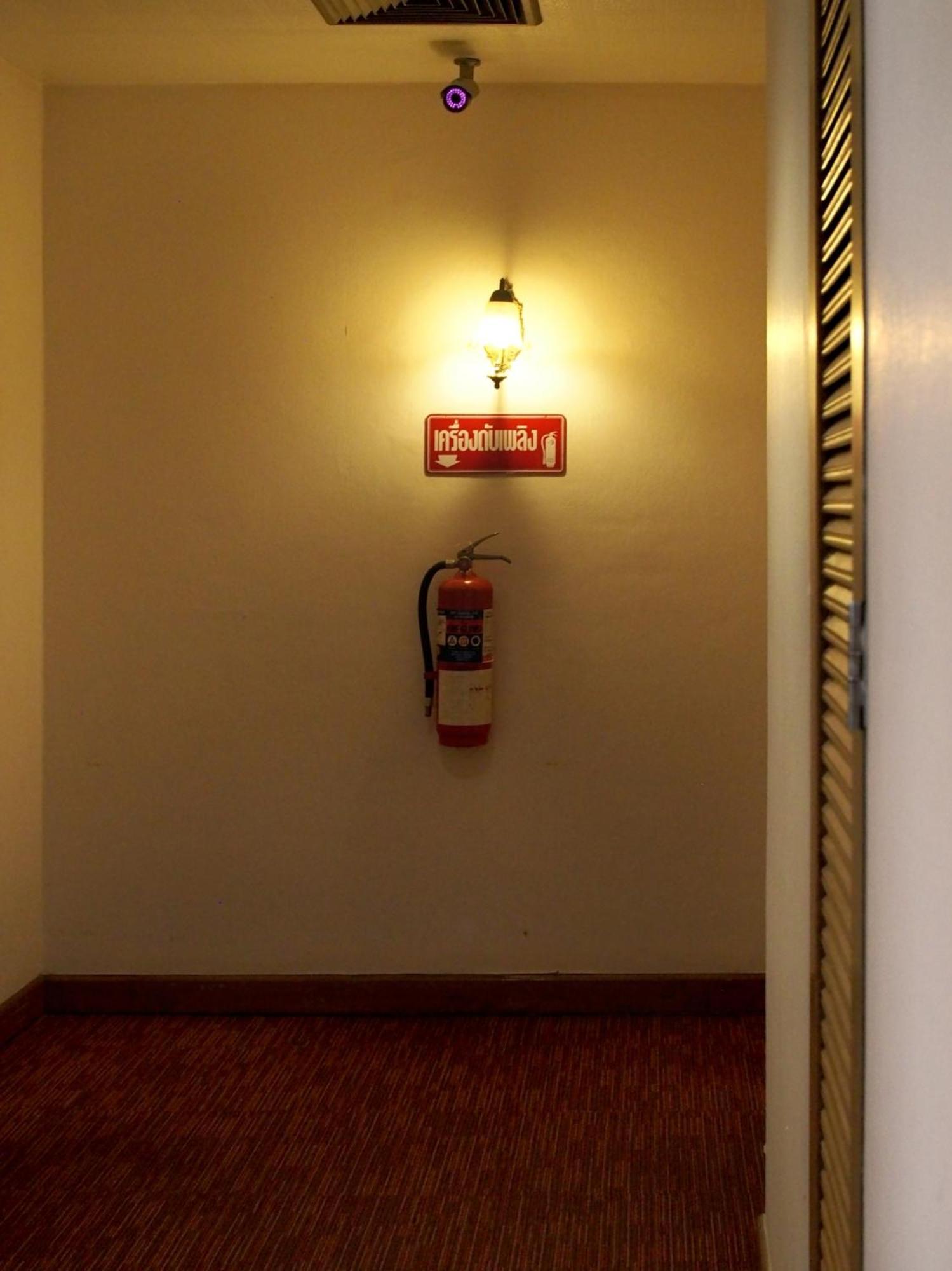 Wish Inn Chidlom Bkk - วิช อินน์ ชิดลม X Makkasan Zewnętrze zdjęcie